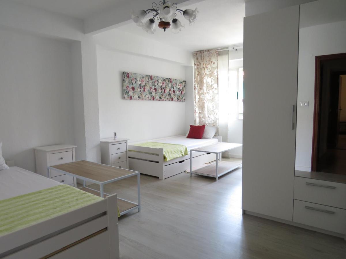 Domange I Apartment Alicante Eksteriør billede